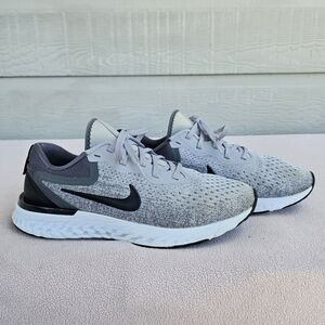 Nike Odyssey React Slip-On Athletic Sneakers Women SZ 9 Wolf Grey A09820-003
